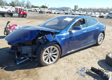 2016 Tesla Model S 60D/70D/75D/85D/90D из США, поврежденный, VIN 5YJSA1E28GF162511